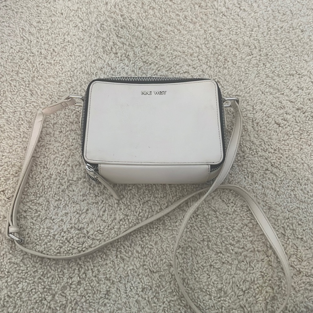 Nine West Used beige double sided purse with strap